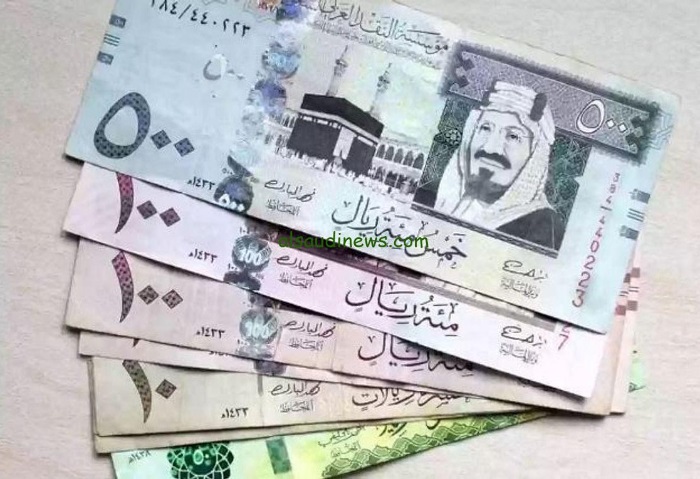 سعر الريال السعودي في جميع البنوك بمنتصف التعاملات