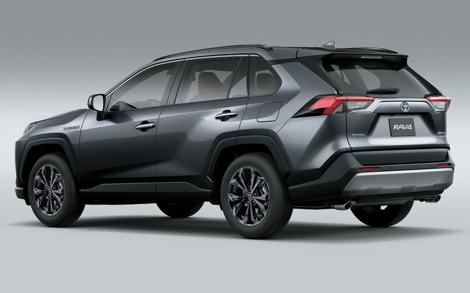 سيارة تويوتا RAV4 2024