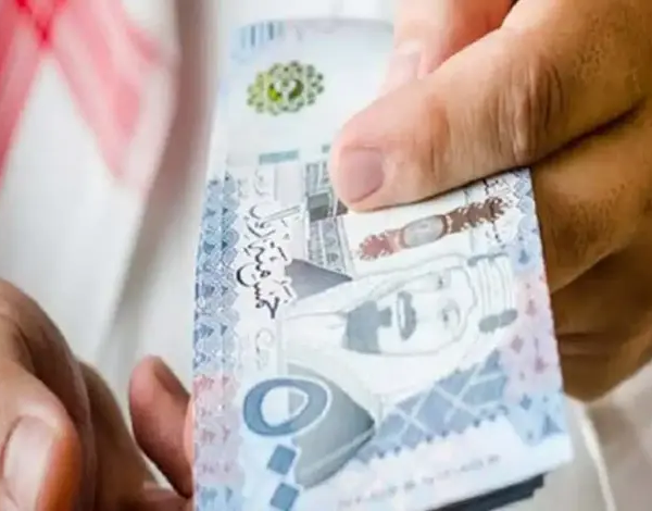 حقيقة زيادة رواتب المتقاعدين 1500 ريال سعودي هذا الشهر