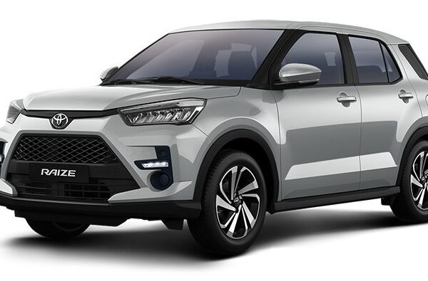 مواصفات تويوتا رايز XLE التصميم والأداء والميزات