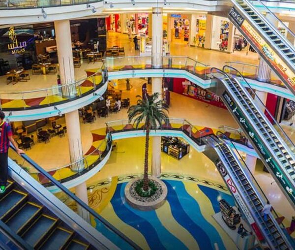 ميغا مول الشارقة 2025