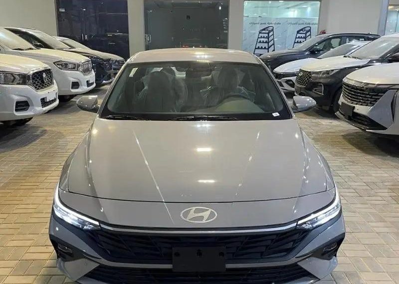 هيونداي إلنترا 2025