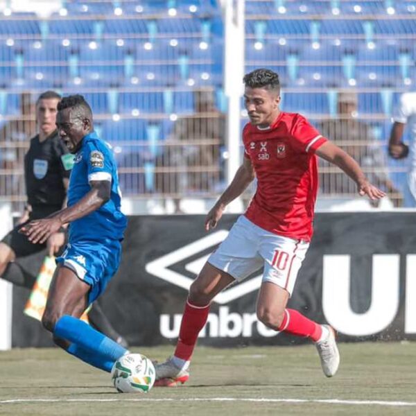 الأهلي يقترب من التعاقد مع بديل عبد المنعم