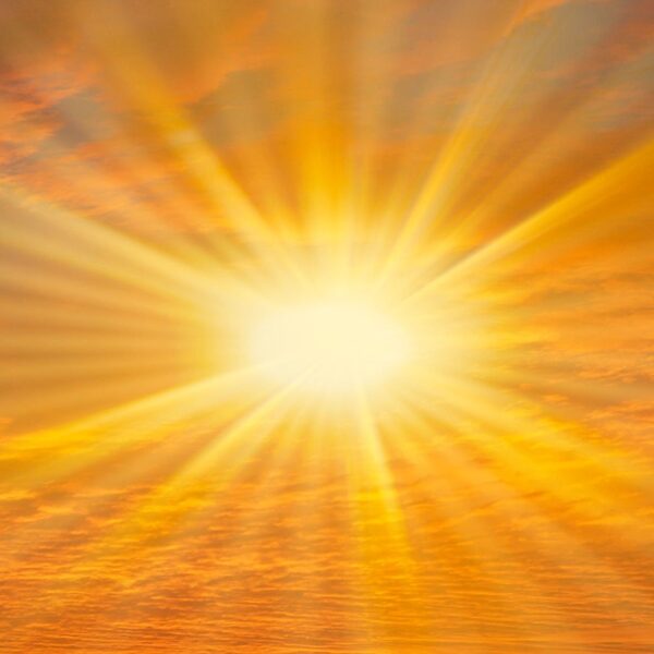 حظر العمل تحت أشعة الشمس وزارة الموارد البشرية السعودية تقرر