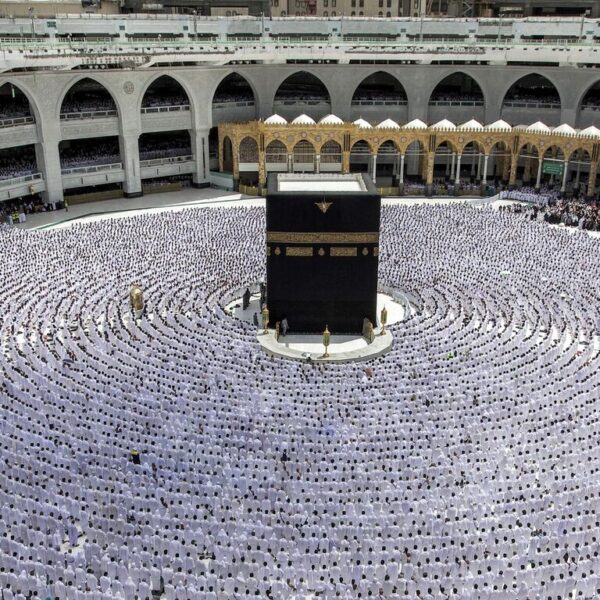 عقوبة الحج بدون تصريح للزائرين 2024