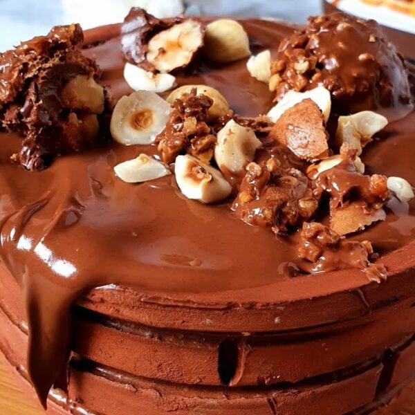 طريقة عمل طاجن النوتيلا: حلوى لذيذة وسهلة التحضير