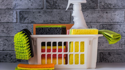 تنظيف المنازل