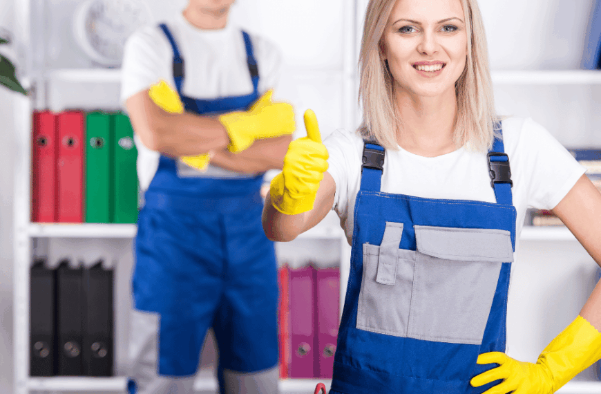 خادمات بنظام الساعة في عجمان