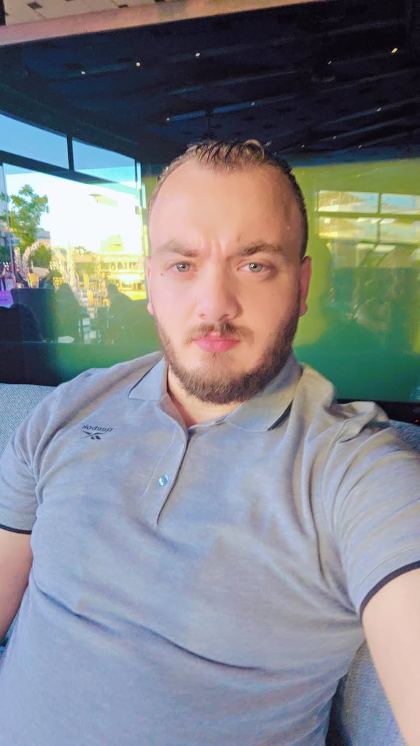 د. محمد نايل يكتشف قطعة أثرية فرعونية نادرة تضيء جانبًا جديدًا من تاريخ مصر القديم