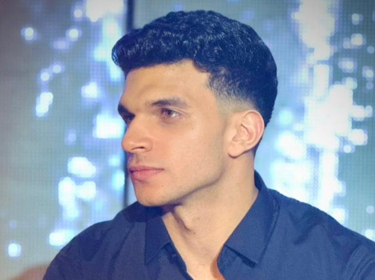 الستريمر بسام عزت وتغيير الصورة النمطية.. كيف يمنح الجيمنج أبعاداً تربوية وتنموية؟