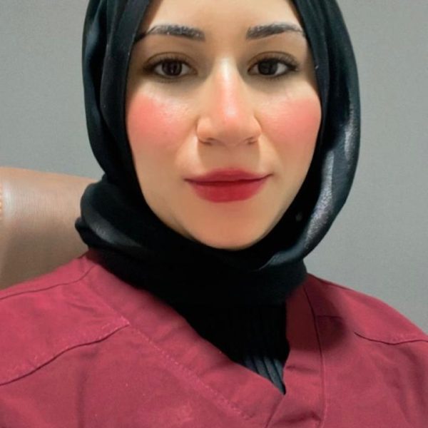 دكتورة اسراء شقير . أمراض الأسنان: الأسباب والوقاية