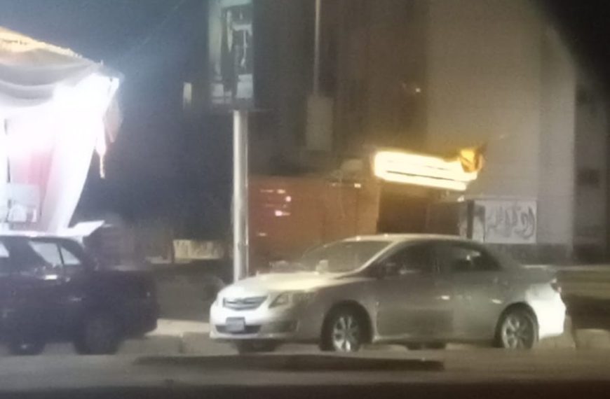 الباعة الجائلين يسيطرون على شوارع العاشر من رمضان بلا&hellip;